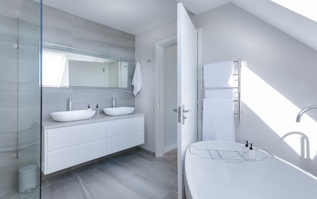 Deep Cleaning the Right Way: When Your House Requires More than Top Surface Shining
