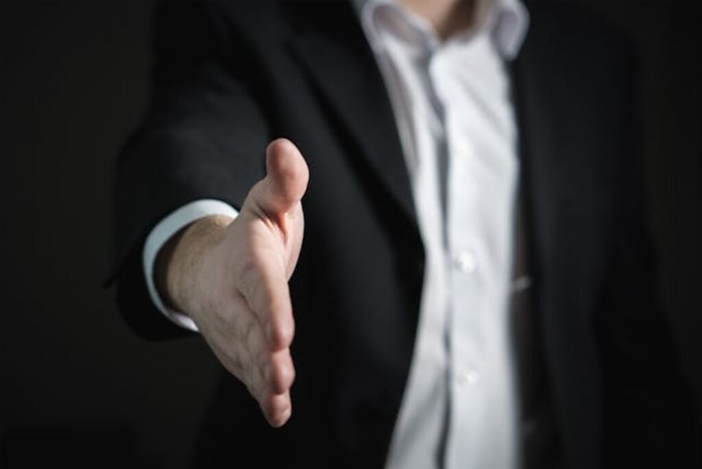 How to Find a Job in Canada as a New Immigrant: Your Complete Guide 2025